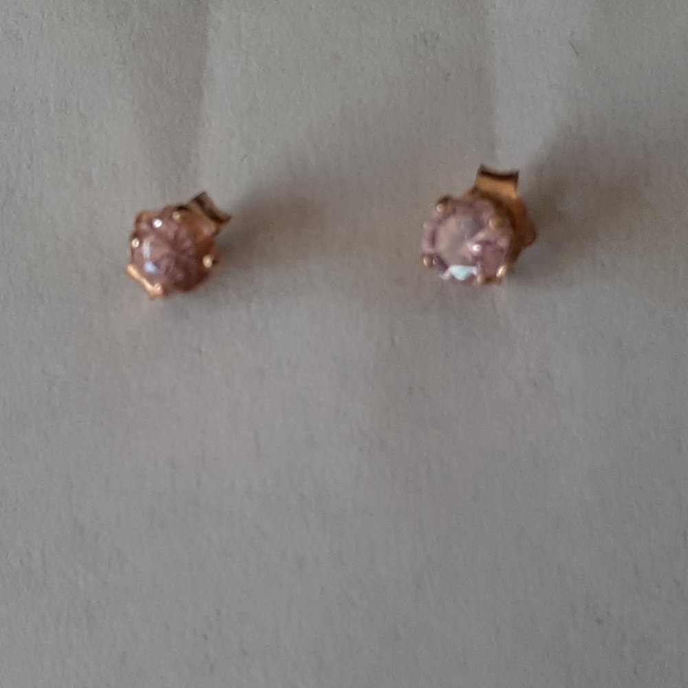 14 kt Pink stone stud (#8)